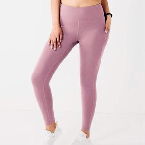 NWT TEK GEAR Women's High-Waisted
7/8 Leggings, Paige purple